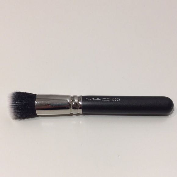 Mac 130 SH Duo Fibre Stippling Brush
